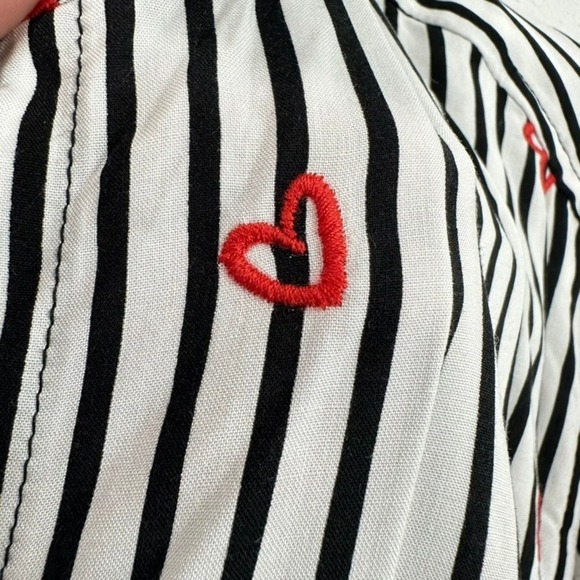 Jane + Delancey Striped Heart‎ Print Button Down Shirt - Size M - Picture 5 of 8